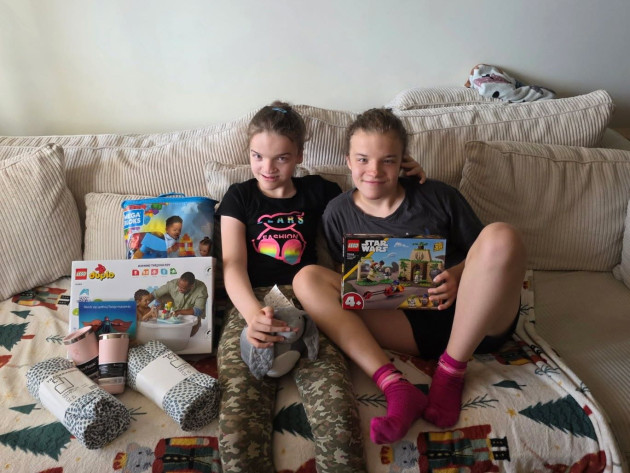 Marcelina z siostrą